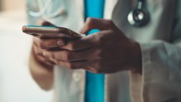 How can the Healthcare Industry Improve Efficiency, Security and Performance by Leveraging Mobile Device Management