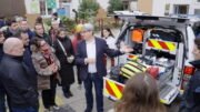 Paris Street Medics Keep Cardiac Arrest Patients Alive, using mobile ECPR and Helped by Handheld Ultrasound and AR